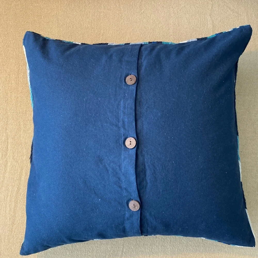 Blue toss pillows covers. Crate & Barrel, West Elm. 5qty no pillow inserts.
